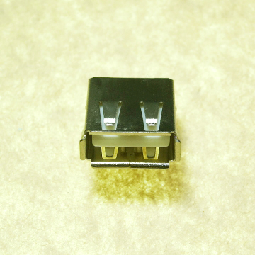 USB A TYPE 90°(SMT TYPE) With Back Cover RoHS